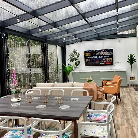 Ohana Foeldszint -